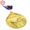 Medalla de cobre redonda de la natación del oro con insignia grabada