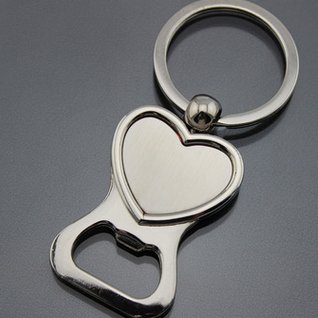 Abrelatas de botella de Keychain de la dimensión de una variable del corazón del regalo de boda