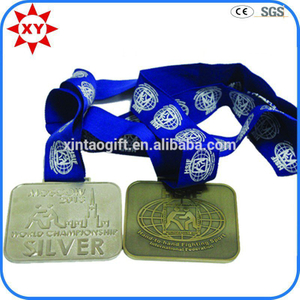 Medallas rectangulares plateadas bronce de los items del recuerdo con la cinta